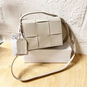 NWT MADE IN INDIA Cream Genuine
Leather Mini Woven Flap Cassette
Crossbody Bag